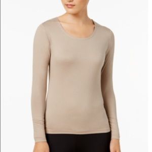 32• Heat Cozy Women’s Long Sleeve Scoop Neck Large